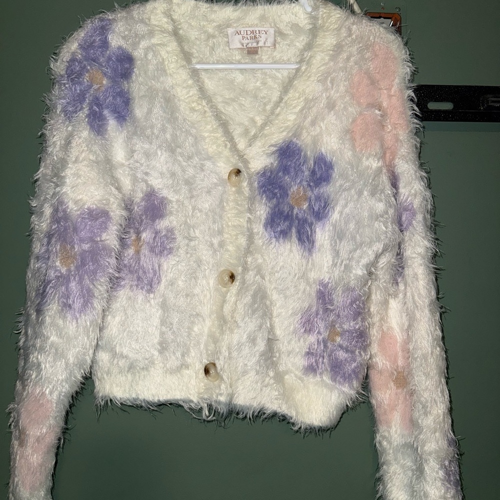 Fluffy Floral Cardigan